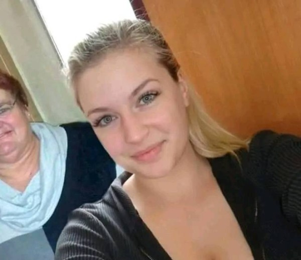 Anita, 45, Bam