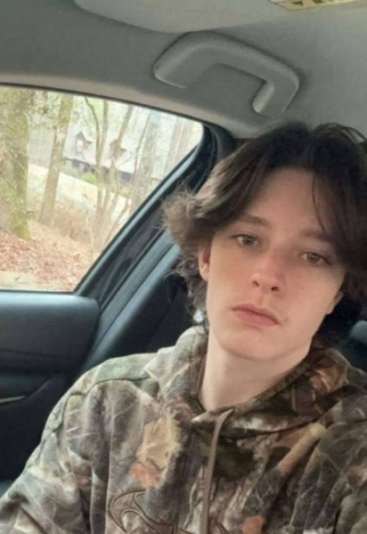Cole, 39, Mladenovac