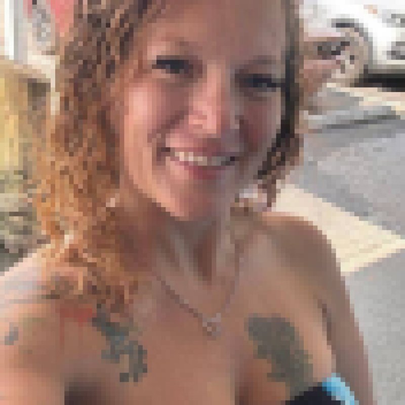 Laura sandral, 26, Borsa