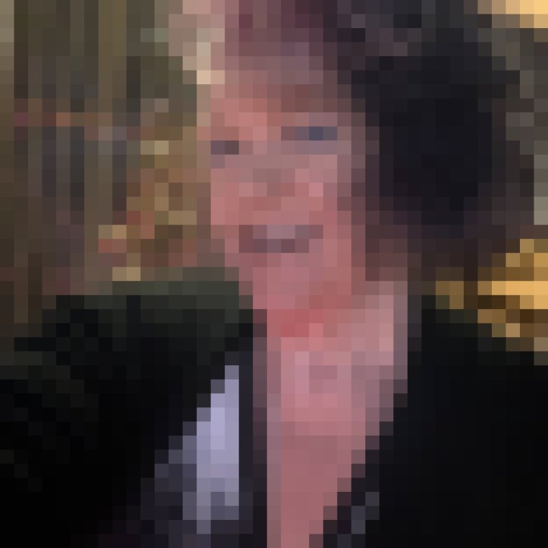 Den, 62, Pob