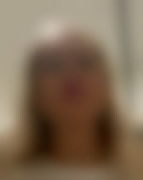 Lila, 30, France