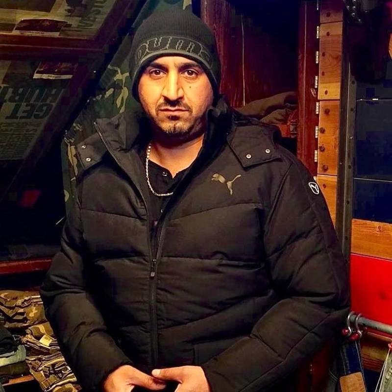 Alexander, 55, Farakka