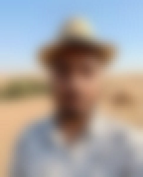 Alam, 27, Ferros