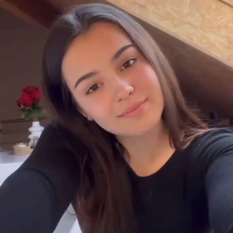 Olivia, 28, Kermn