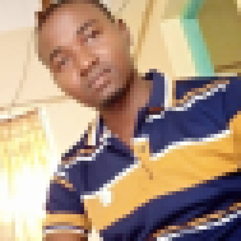 Dan, 30, Ambalaromba