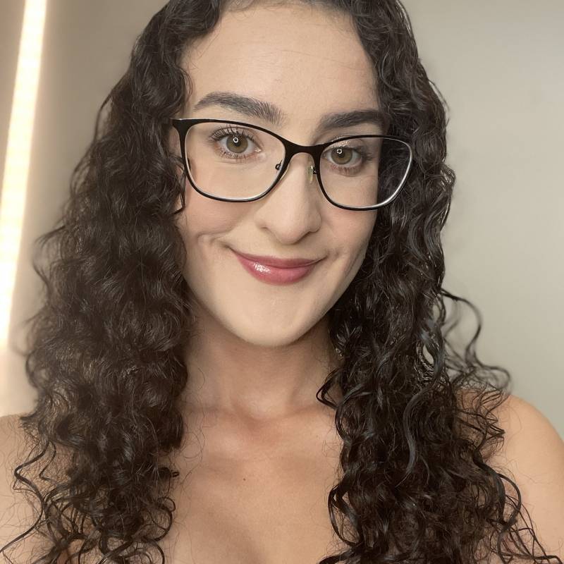 rose, 36, Le Beausset