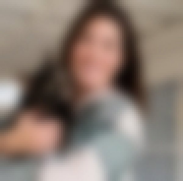 Emelia, 35, Berchha