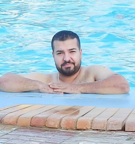 Eyad, 36, Jolo