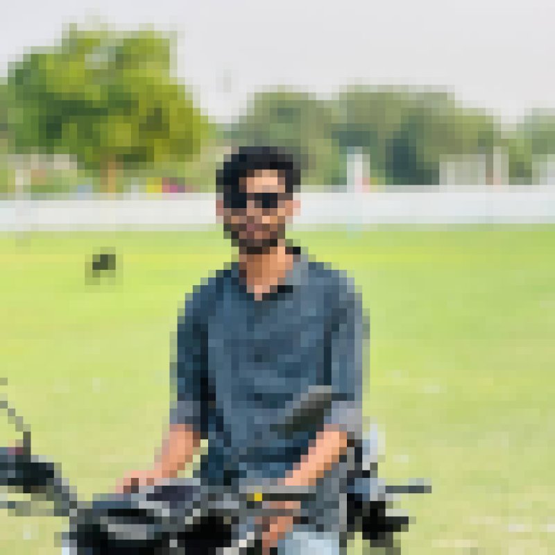 H, 21, Sariosiyo