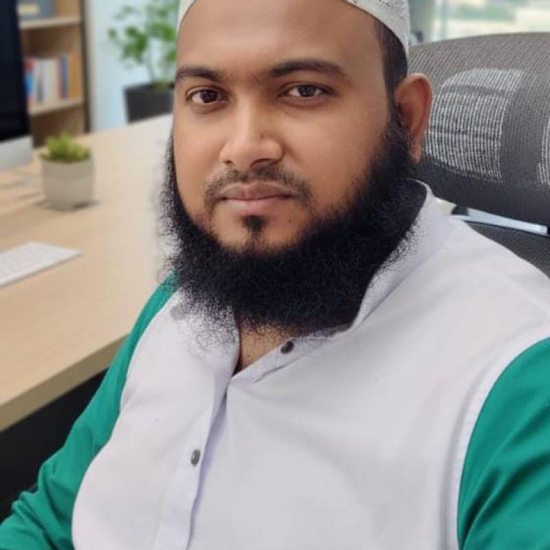 Usuf, 30, San Esteban