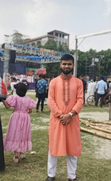 Toriqul islam, 24, Alberta