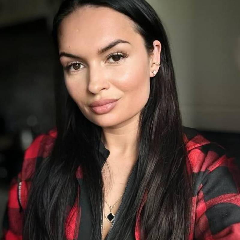 yulia, 39, Sohano