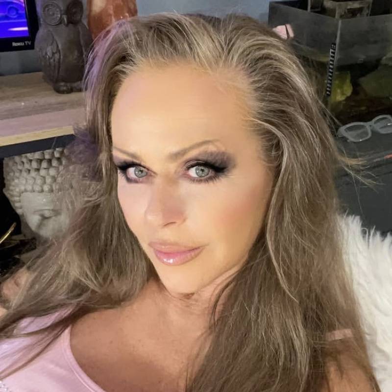 Serena, 43, Riverdale