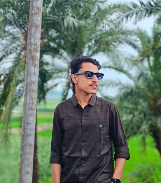 Noman, 23, Barhauna