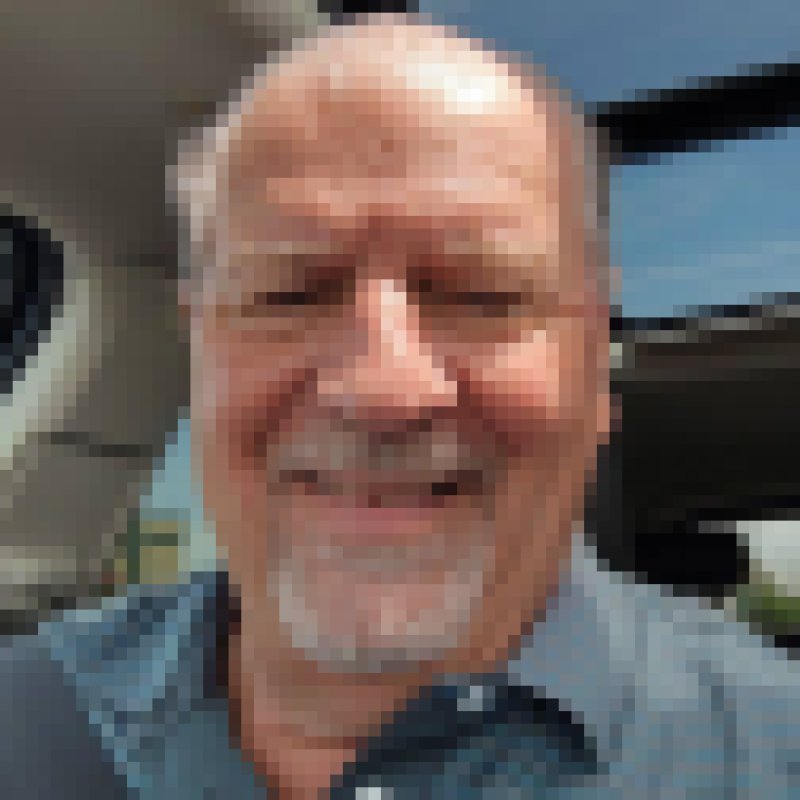 Maduakoh, 47, Mali