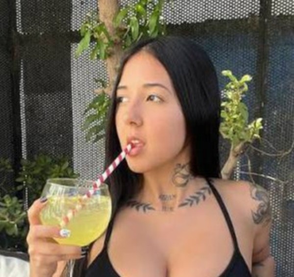 Sheller, 42, Neyrcz