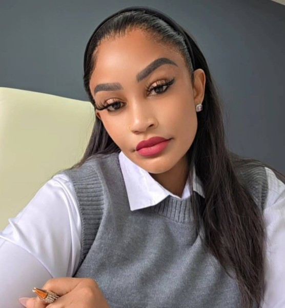 Felicia, 33, Aden