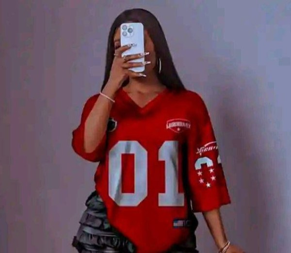 carol, 27, Scele