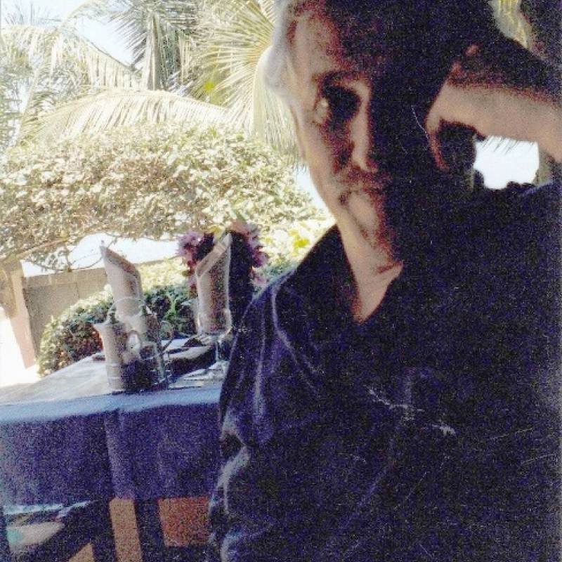 Max, 68, Payariq Shahri