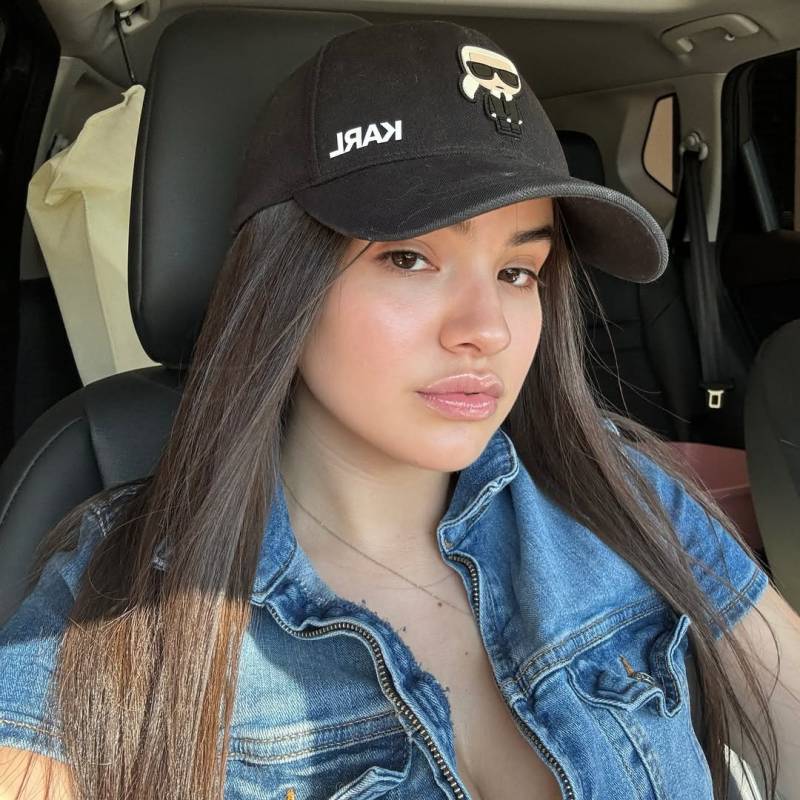 crystal, 28, Altai Republic