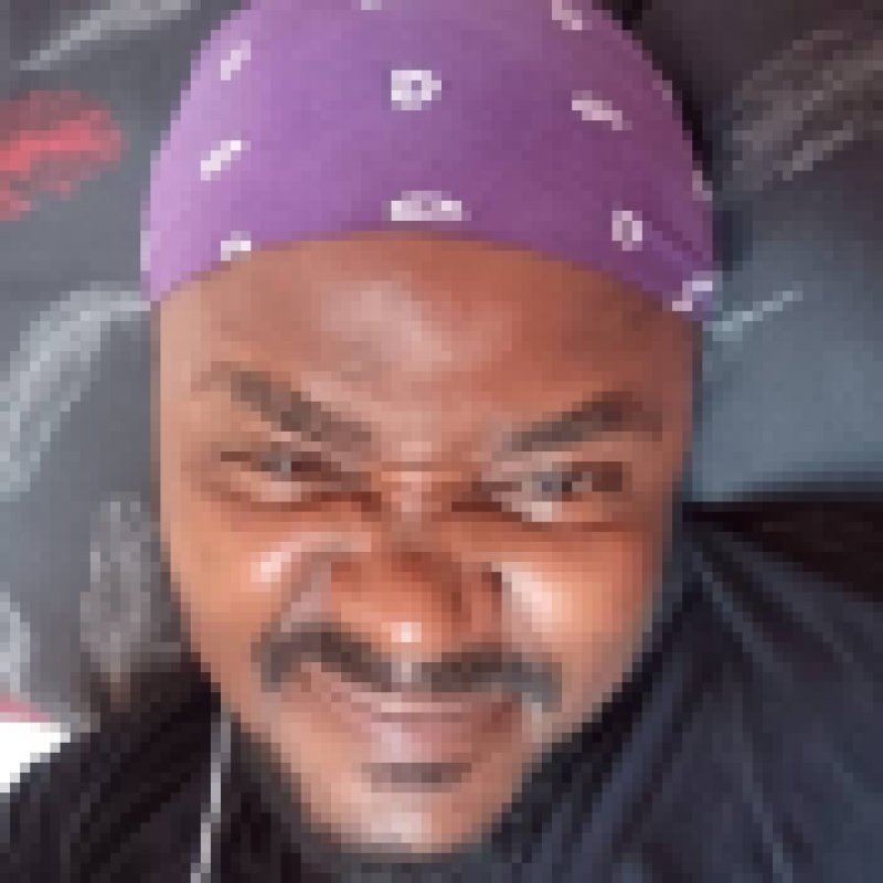 Emmanuel, 29, Umm Salal Ali
