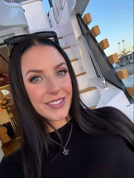 Elsbeth, 31, Clemencia