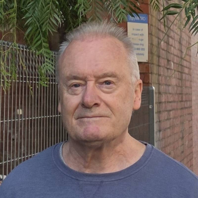 Andrew, 65, El Meghaer