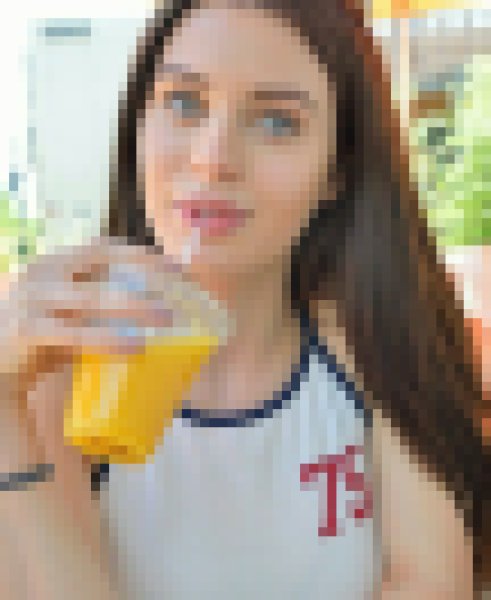 BELLA, 25, Mende