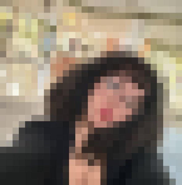 Angela Waste, 41, Bayanan