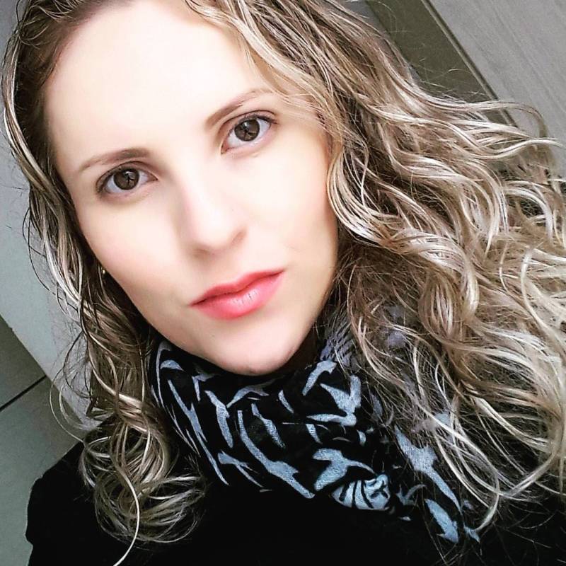 karlarina, 39, Sibut