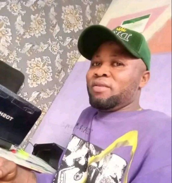 Kevinice, 39, Hillcrest