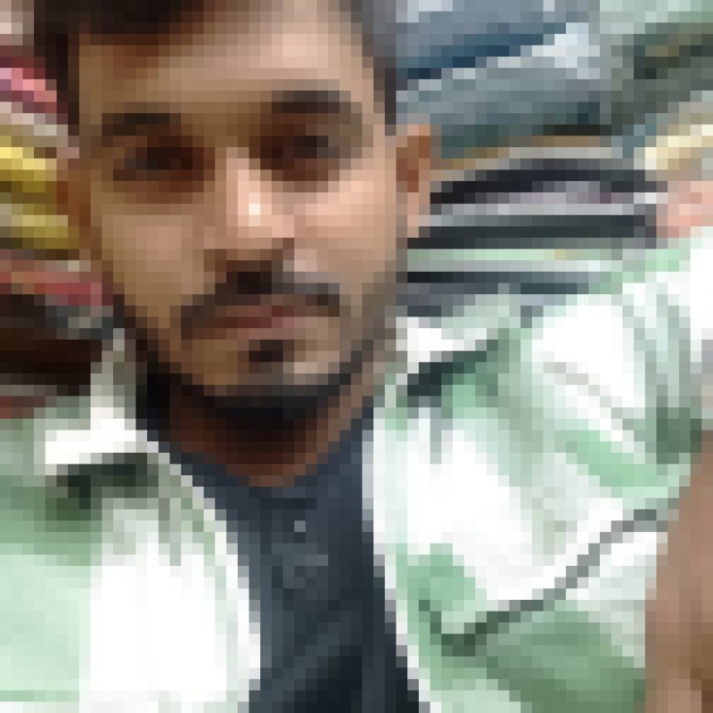 Ariyan, 28, Souq Sebt Says