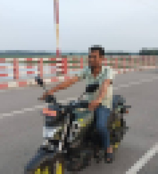Zahid, 33, Montevista