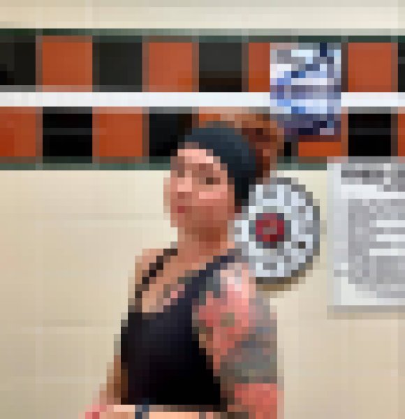 Sherry Williams, 34, Banu Chhapra