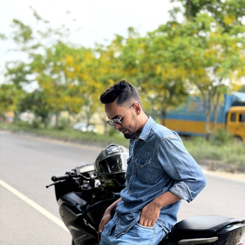 SHuvo, 25, Samana
