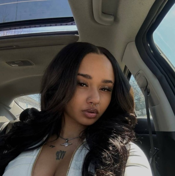 Camila, 23, Guaraciaba