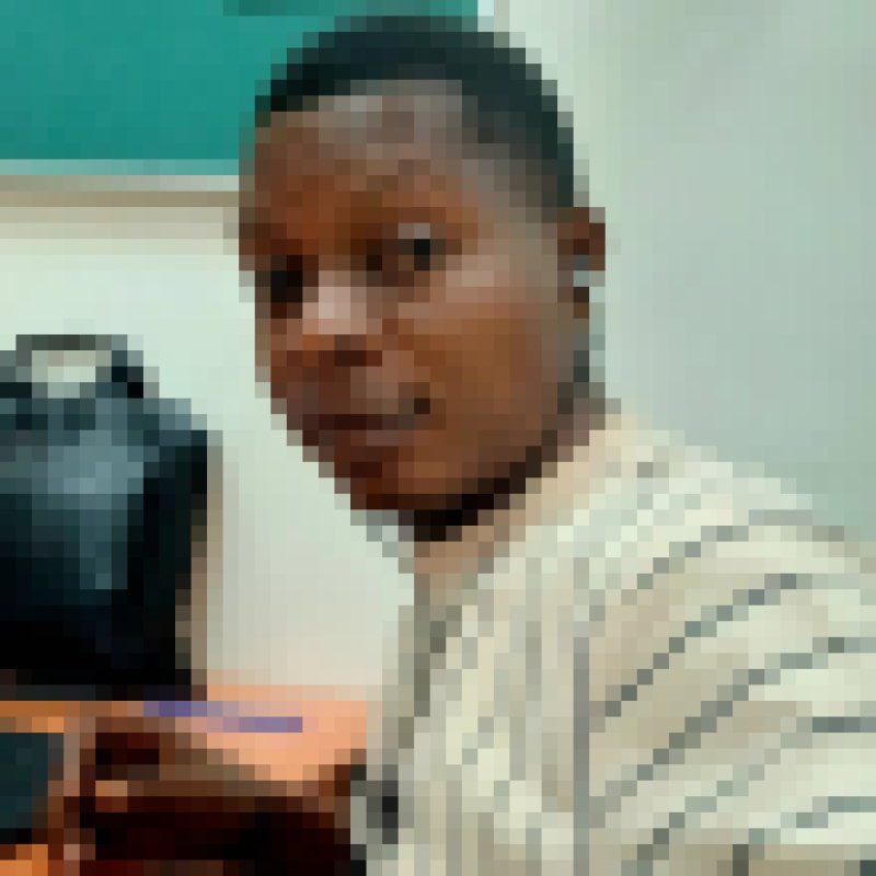 Armstrong, 34, United Kingdom