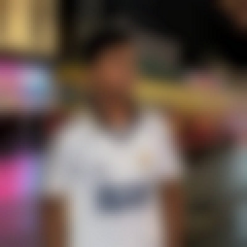 Siam, 21, Ballymena