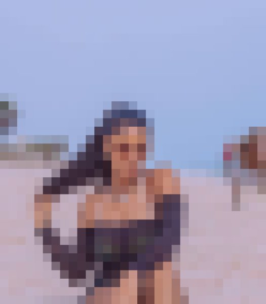 Charis, 21, Coln