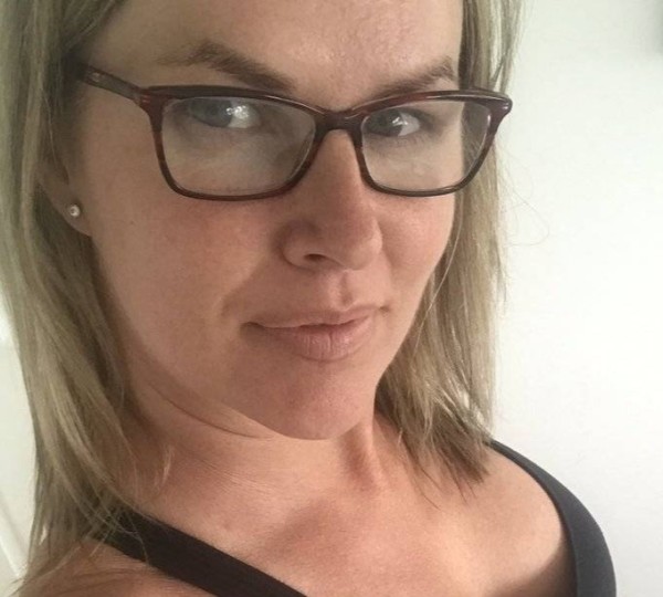 Sophie, 40, Katria