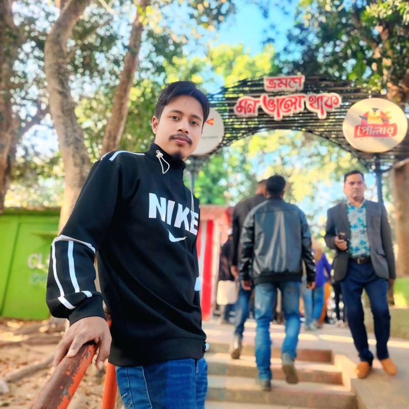 A Ahad, 32, Mairi