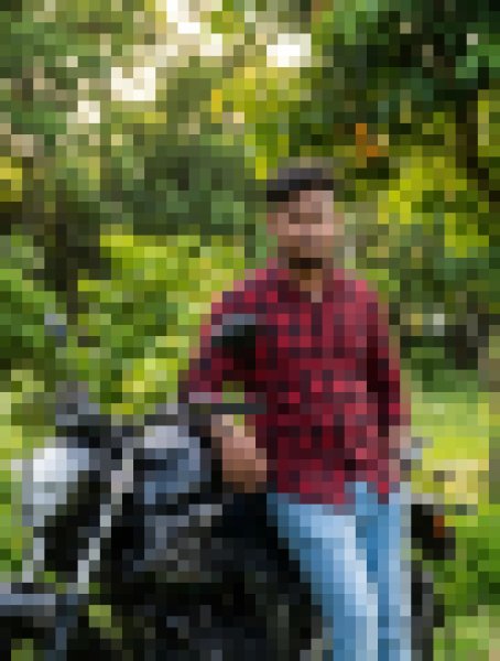 Mobarok, 22, Yulu