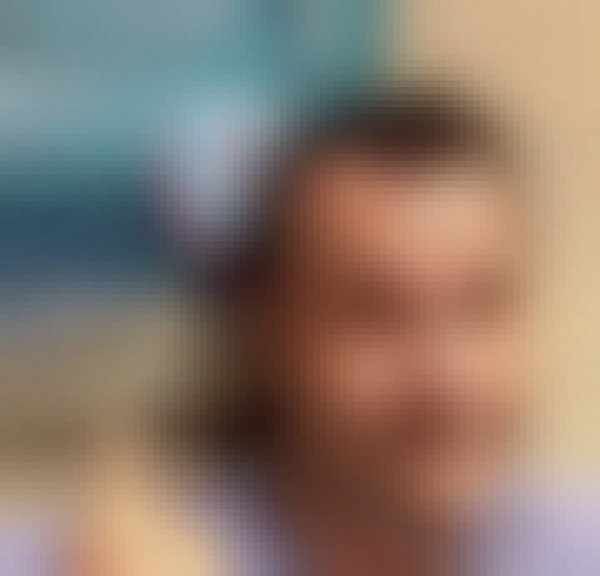 Ross, 61, Togo