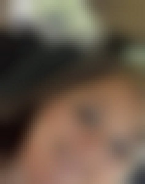 Lessy, 33, Germany
