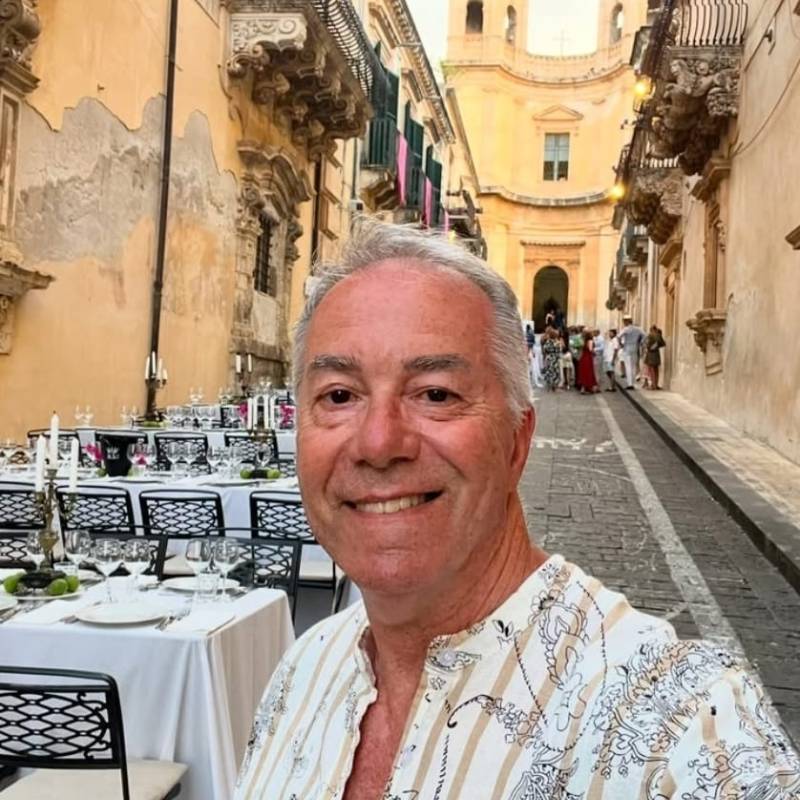 Jeffrey, 66, Khashuri