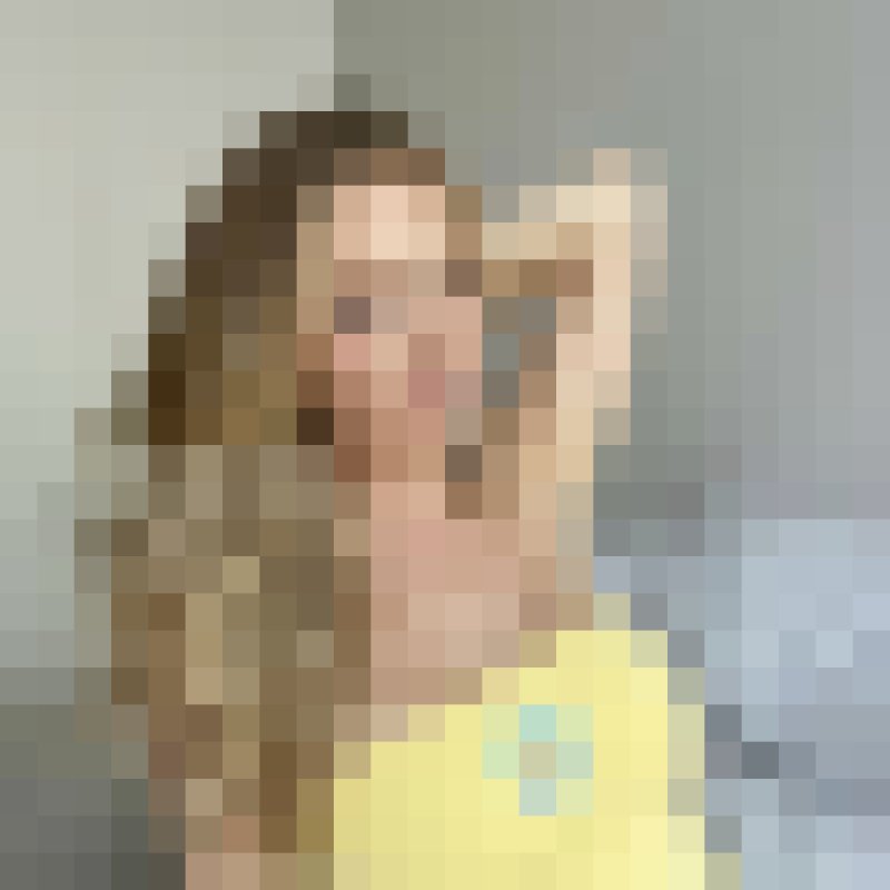 Julie, 33, Japan
