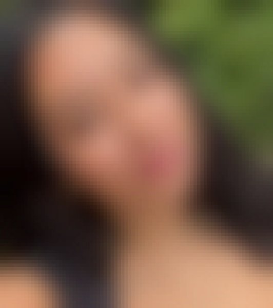 Bella, 39, Madagascar