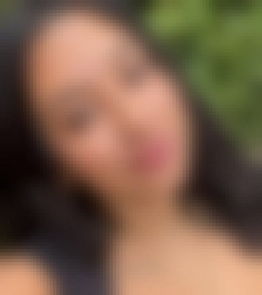 Bella, 39, Germany