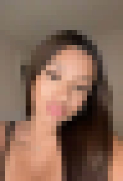 Ashley, 45, Madagascar
