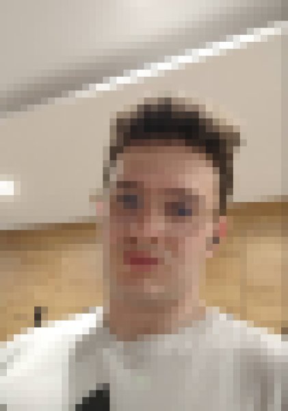 George, 21, Casablanca